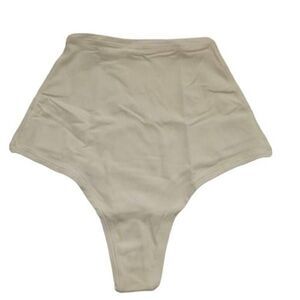 Skims panty Nwt